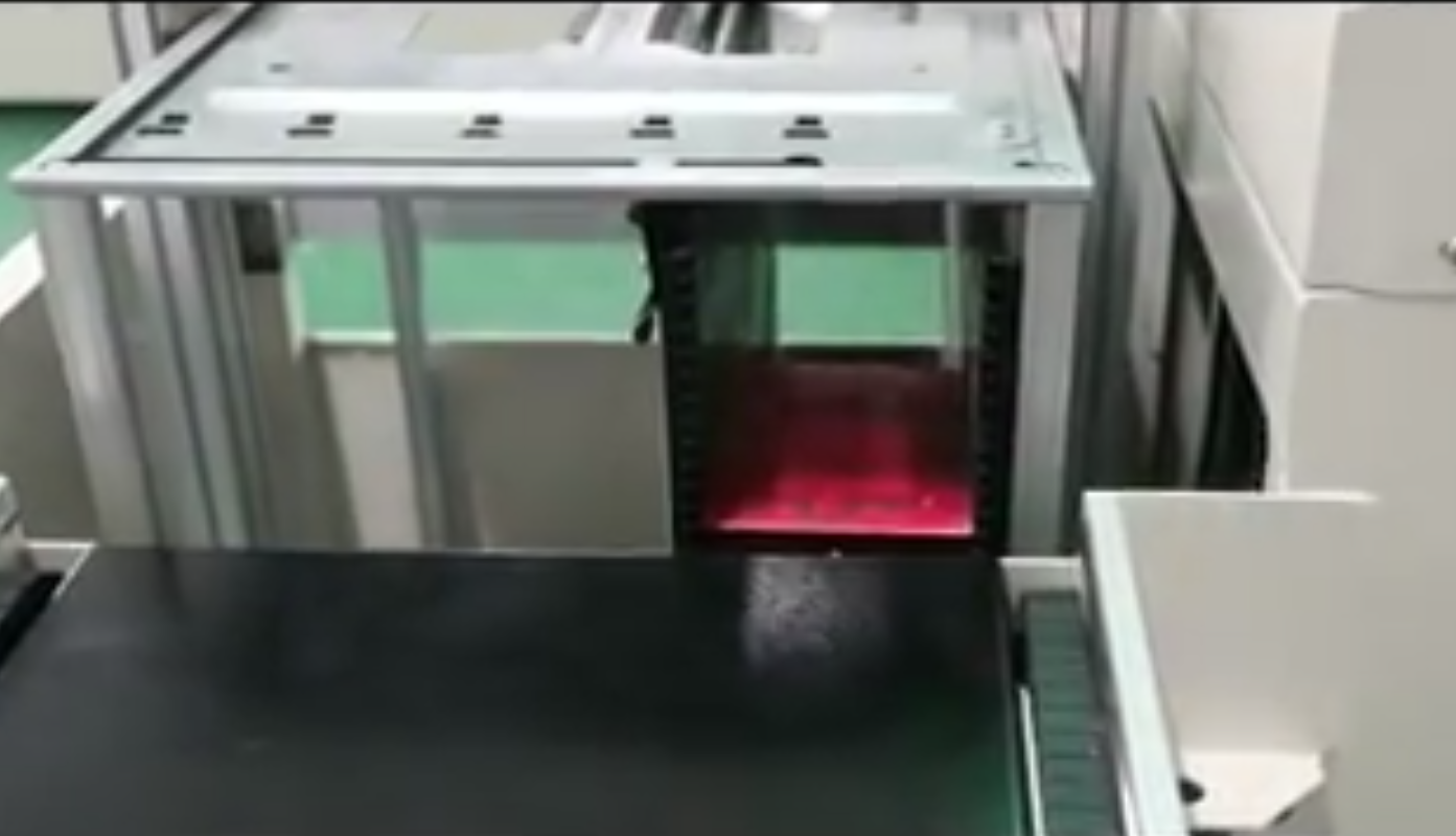 Automatic pcb loader